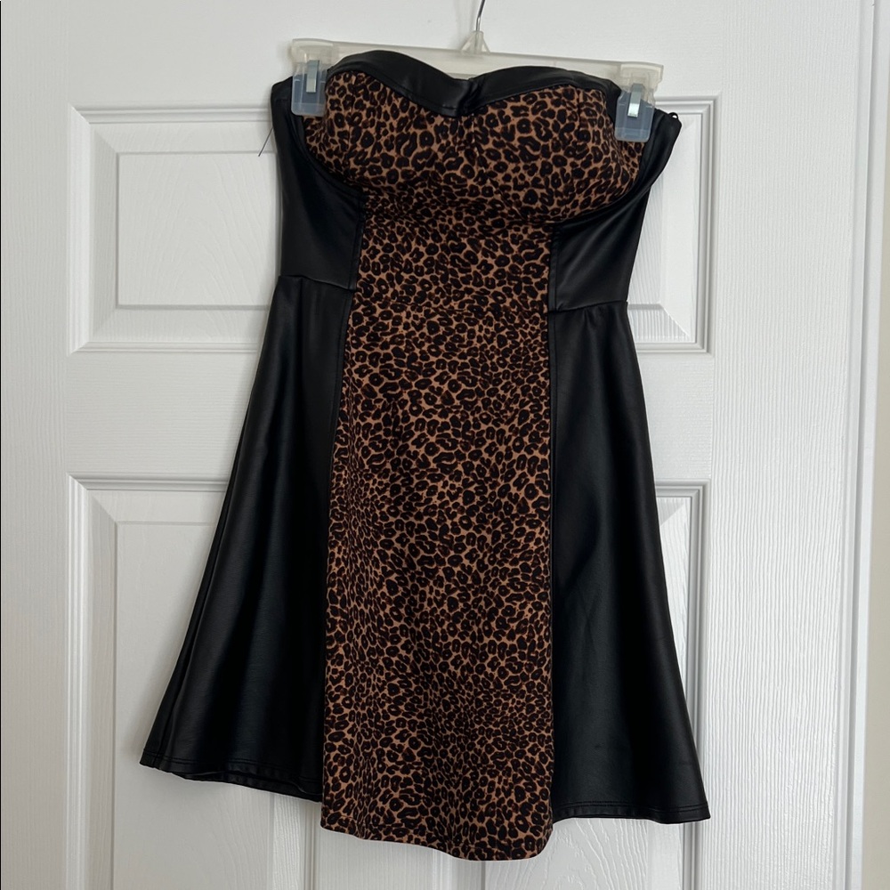 Leopard Print Strapless Dress